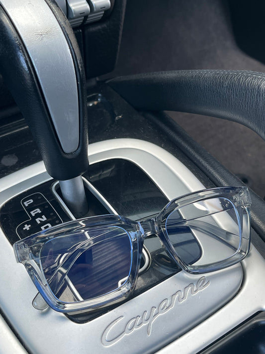 Stylowe przezroczyste okulary blokujące światło niebieskie 