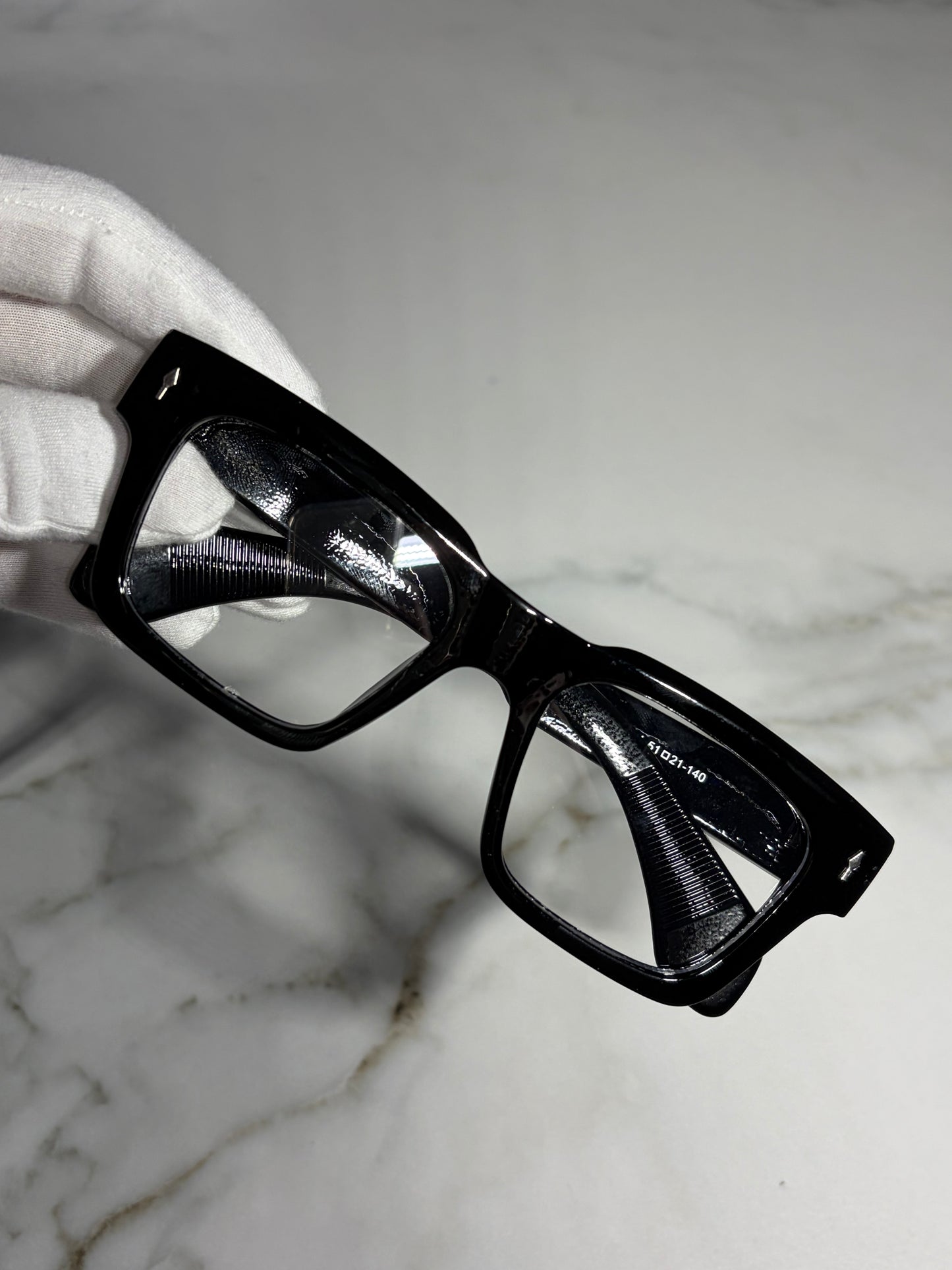 FashionSight™ Noir Classic